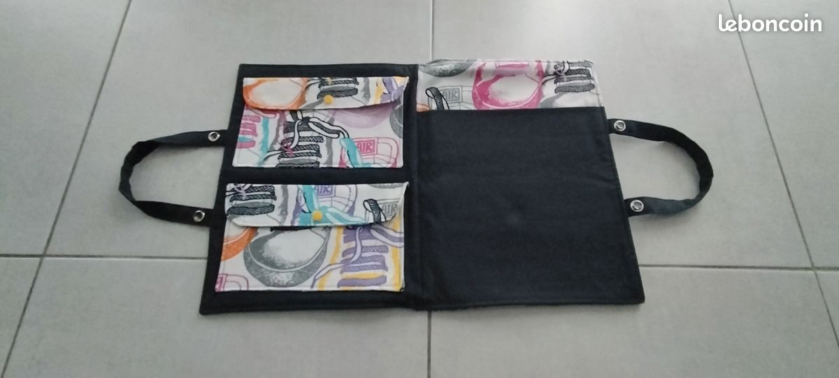 Pochette rangement crayons/feutres + feuilles (image 3)