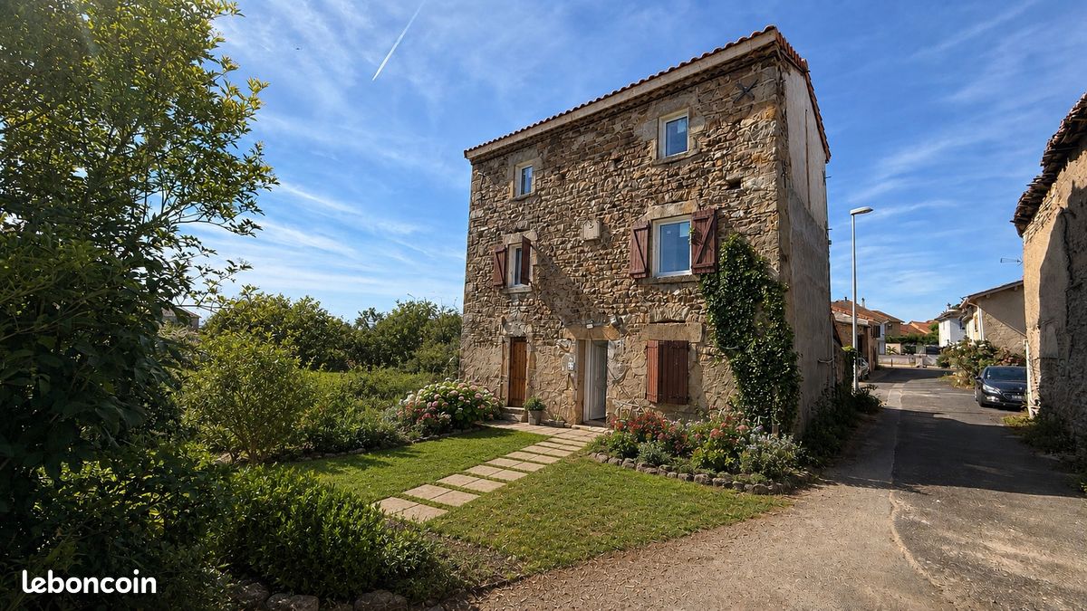 Maison 4 pièces 98 m² · à Lezoux · 98 m² · 195 000 €