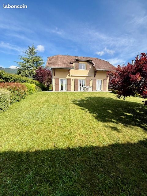 Maison 4 pièces 111 m² · à Divonne-les-Bains · 111 m² · 749 000 €