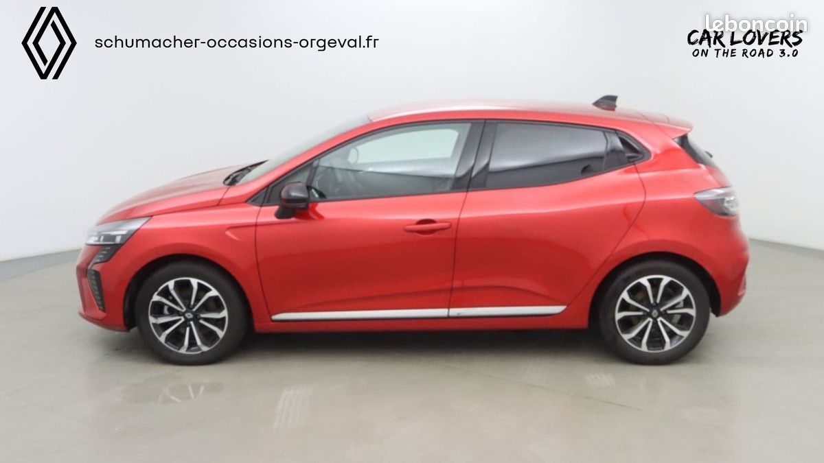RENAULT Clio E-Tech full hybrid 145 ch GSR2 Techno (image 2)