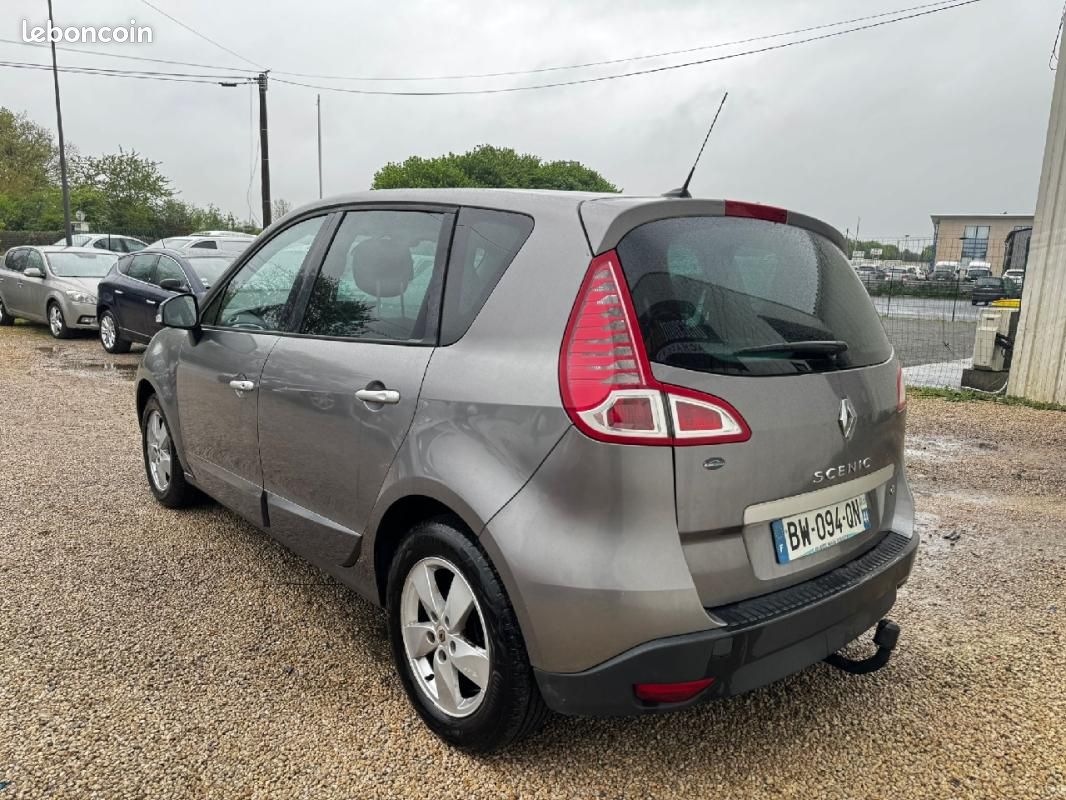 Renault Scénic III BUSINESS dCi 106 FAP eco2 Euro 5 (image 4)