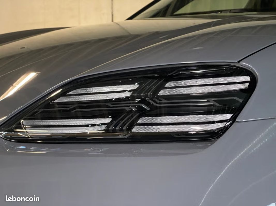 Porsche Macan II GTS 571 CH 100 KWH Gris ardoise Néo FULL LOA A PARTIR DE 1000  MOIS (image 17)