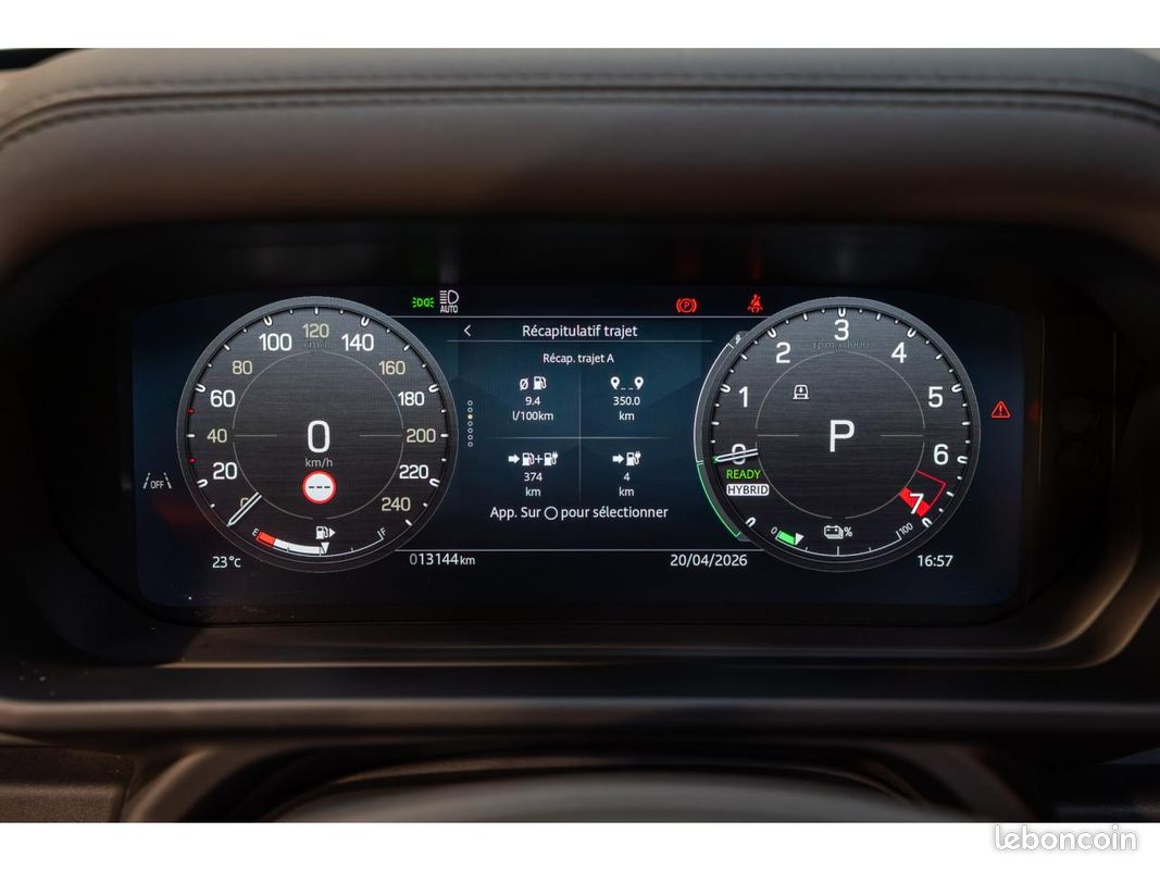 LAND ROVER DEFENDER 110 P300e X-DYNAMIC SE (image 34)