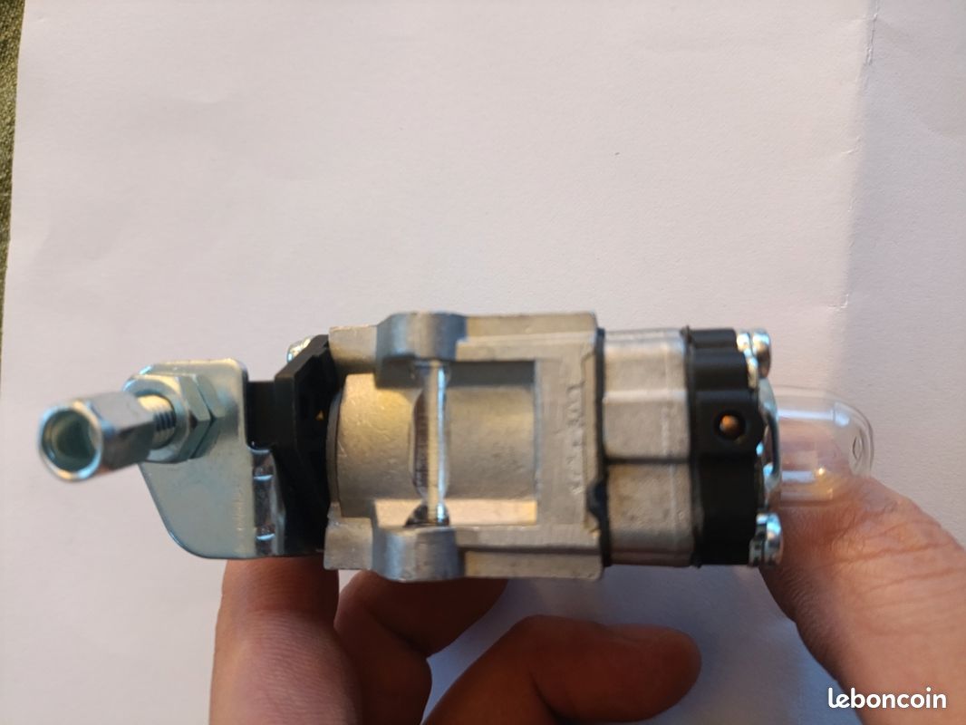 Carburateur, Débroussailleuse Herbe Carburateur avec Kits de Réparation