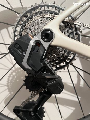 Dérailleur Arrière SRAM RED Carbone – 10/11 Vitesses – Occasion – Excellent état