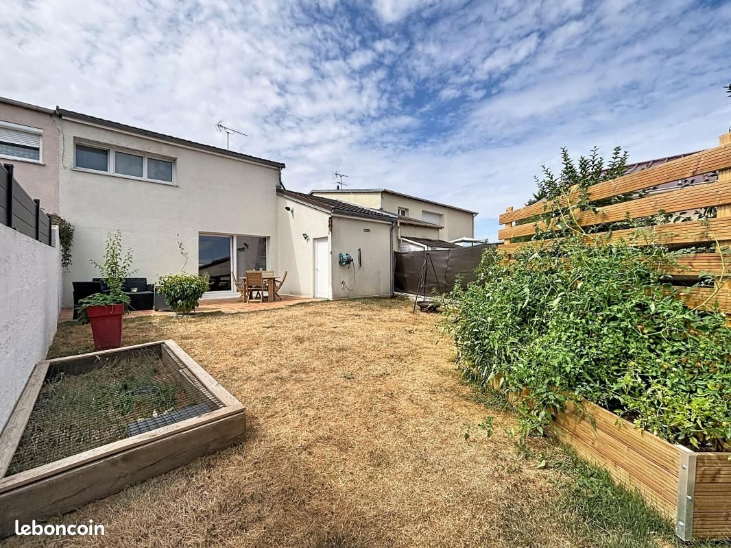 Maison 5 pièces 105 m² · à Roissy-en-Brie · 105 m² · 325 000 €