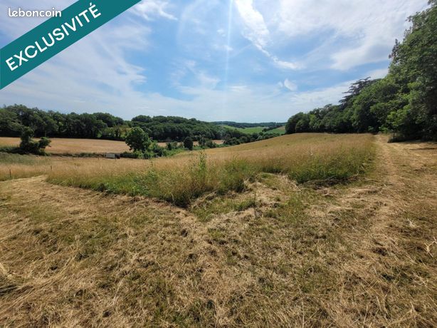 Terrain 2541 m² LAGRAULAS