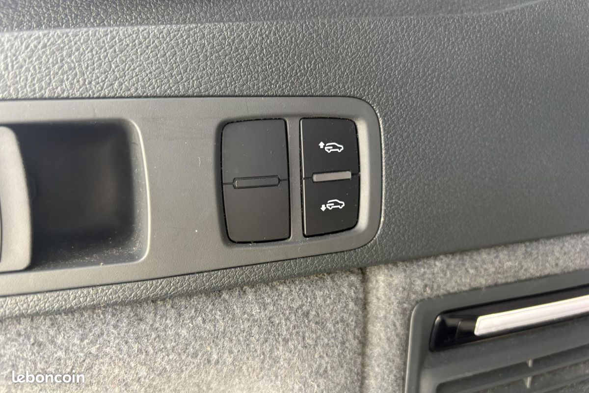 Audi q5 2.0 40 tdi 190 design luxe quattro s-tronic bva1 (image 33)