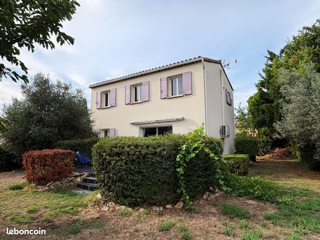 Maison 4 pièces 102 m² · à Tulette · 102 m² · 299 000 €