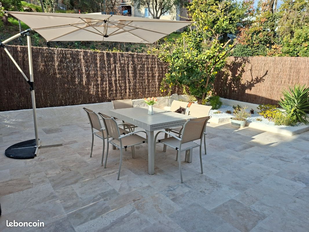 Appartement 3 pièces 81 m² · à Vence · 81 m² · 379 000 €