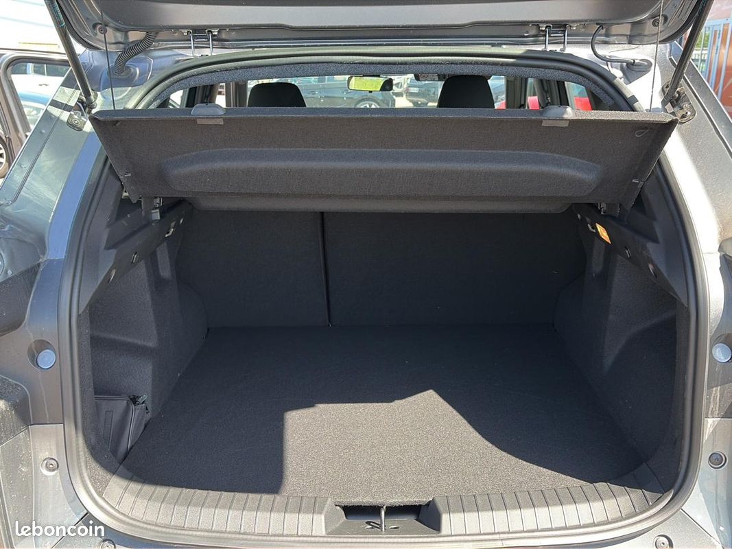 DACIA DUSTER 1.2 hybrid-g 150 expression 4x4 (image 33)