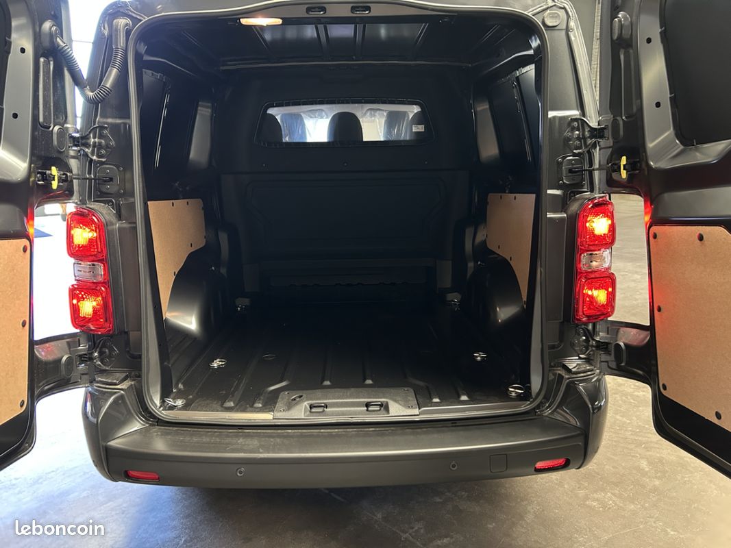 Citroën Jumpy Cabine Approfondie LONG XL 2.2 Diesel 180 ch Automatique CAF 5 PLACES (image 7)