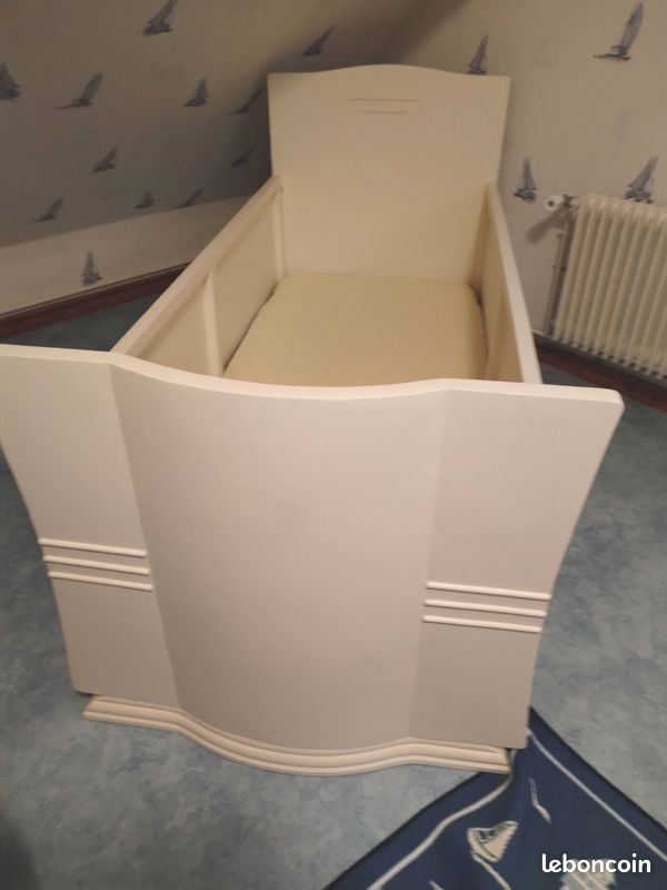 Lit vintage complet pour bébé ou petit enfant (image 2)