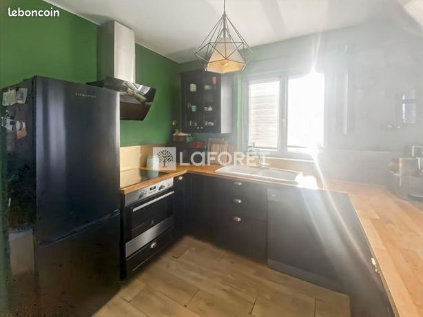 https://img.leboncoin.fr/api/v1/lbcpb1/images/a0/82/ee/a082ee50cab45976449c2c902bc2af189b5e9222.jpg?rule=ad-image