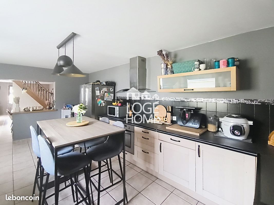 Maison 4 pièces 110 m² · à Bruay-la-Buissière · 110 m² · 180 000 €