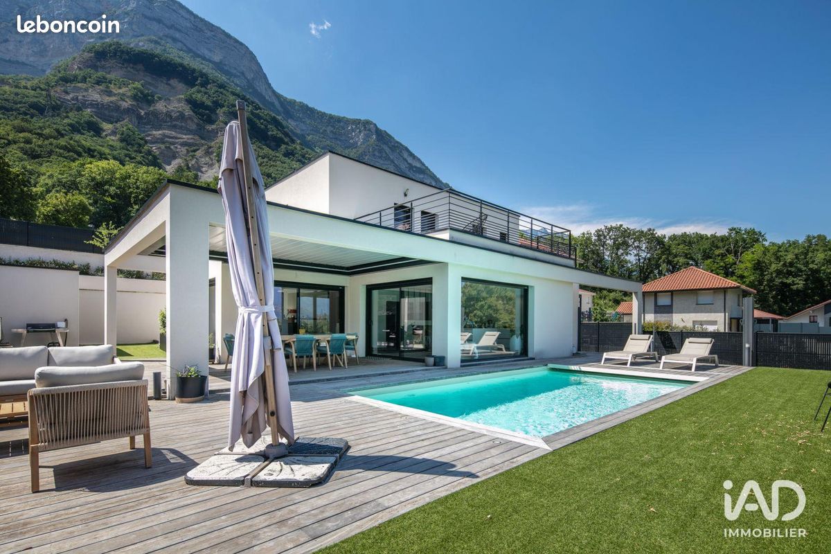 Maison 5 pièces 163 m² · à Saint-Paul-de-Varces · 163 m² · 820 000 €