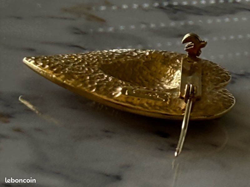 Broche Yves Saint Laurent Vintage (image 11)