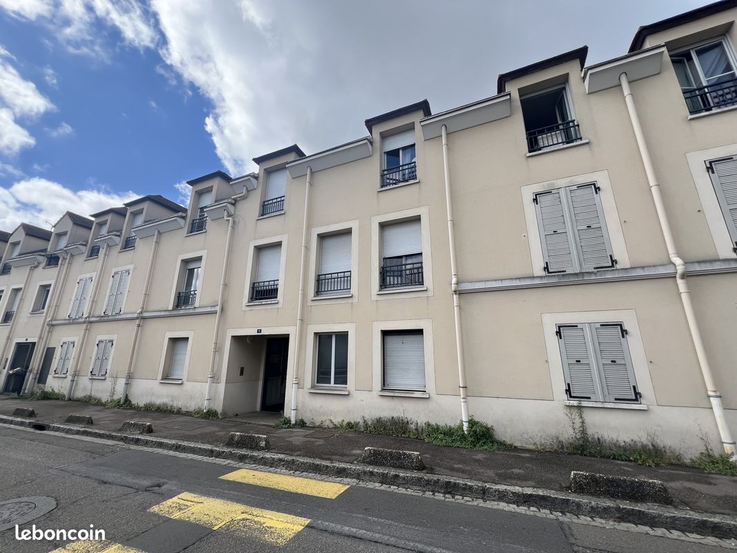 Appartement 2 pièces 40 m² · à Limay · 40 m² · 668 €