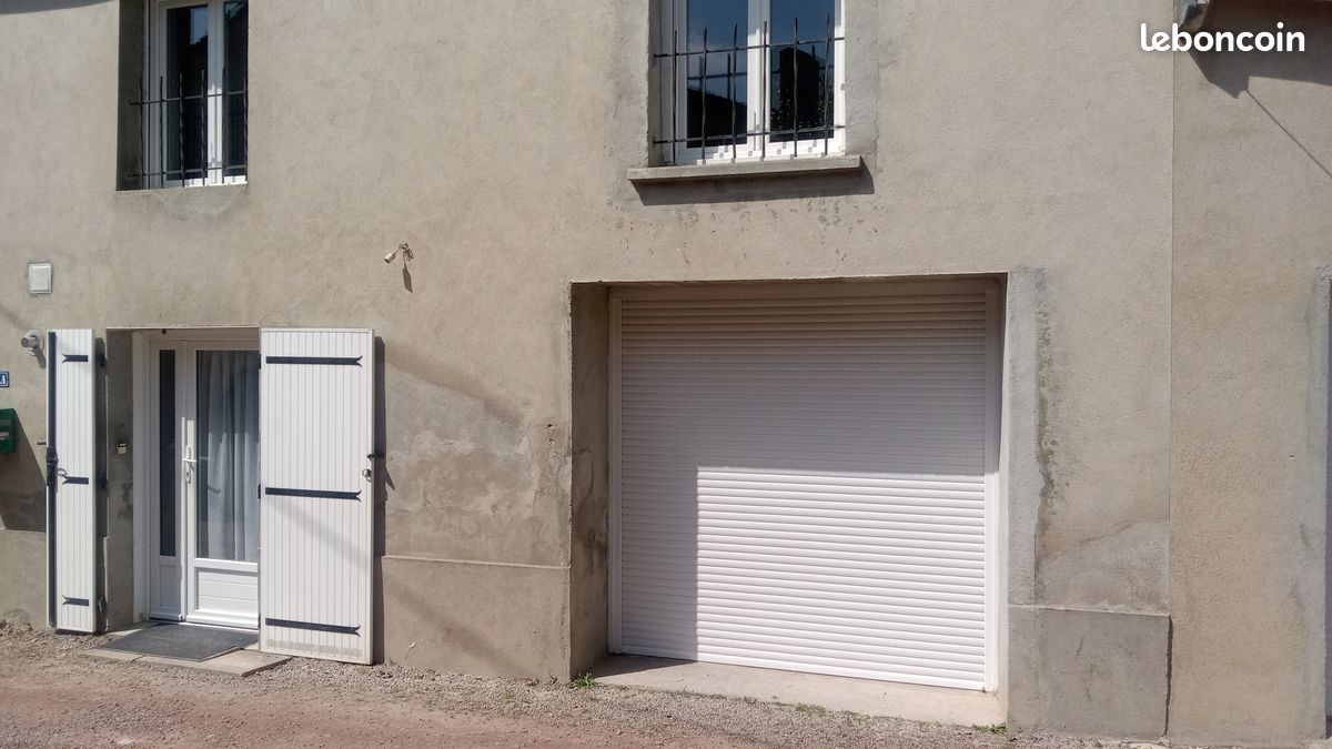 Maison à louer centre ville - Bressuire 79300 (image principale 0)