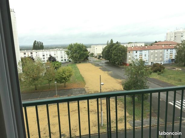 https://img.leboncoin.fr/api/v1/lbcpb1/images/a0/87/7a/a0877a11fd40e9157faa9b51795159c591231cda.jpg?rule=ad-image