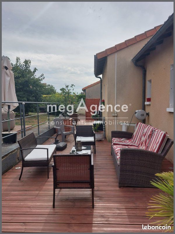 Maison 6 pièces 108 m² - Thouars 79100 (image principale 11)