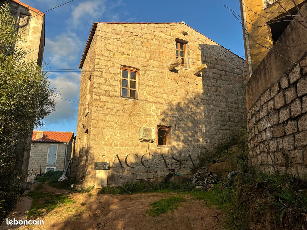 Maison 5 pièces 79 m² · à Figari · 79 m² · 325 000 €
