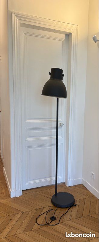 Hetar ikea lampadaire (image 1)