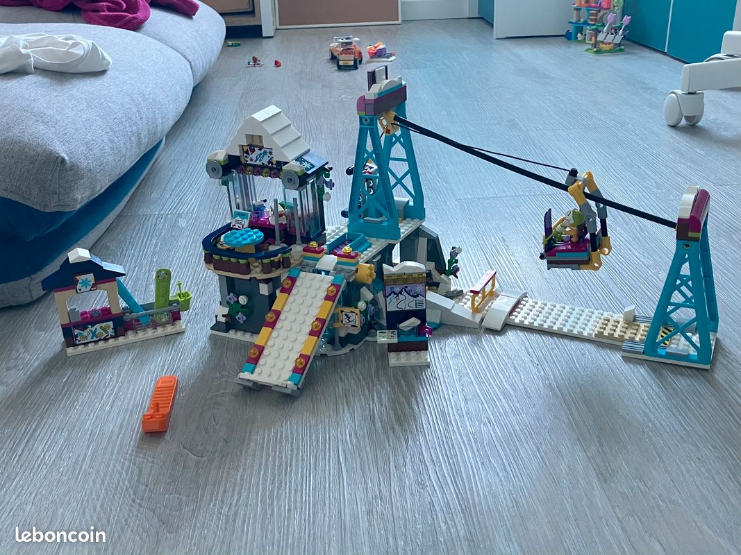 Lego-La Station de Ski (N°41324) (image 6)