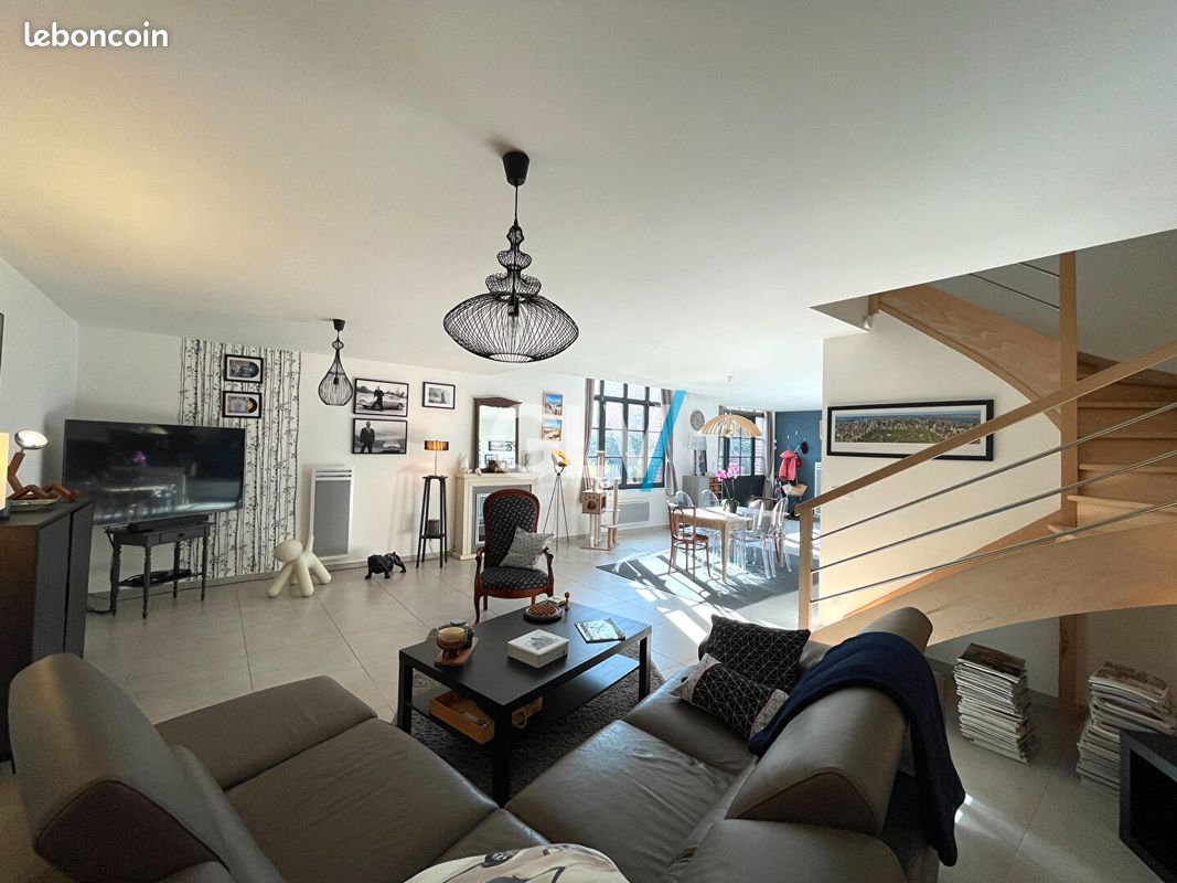 Maison 4 pièces 138 m² · à Sainghin-en-Mélantois · 138 m² · 360 000 €