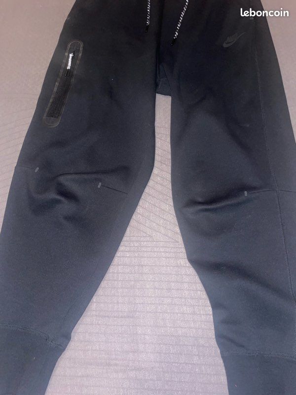 Nike tech noir (image 3)