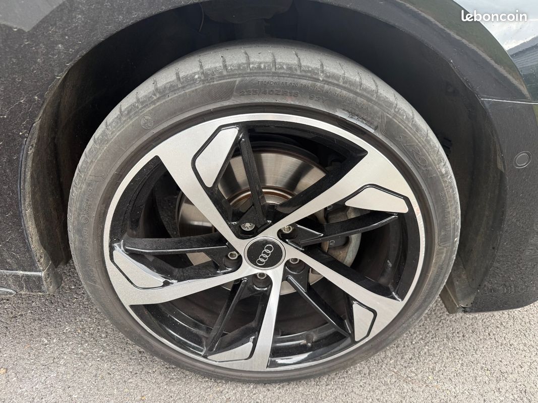 AUDI A3 SPORTBACK 40 TFSIe 204 Plug In Hybrid S tronic 6 S Line - Régulateur / Caméra de Recul / Révision OK / CT O (image 10)