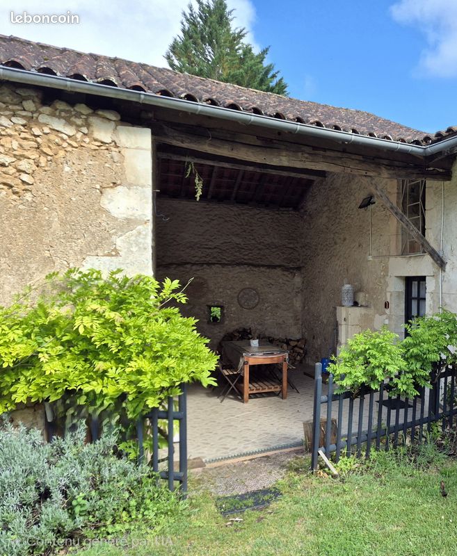 Maison 2 pièces 60 m² · à Neuvic · 60 m² · 650 €/mois