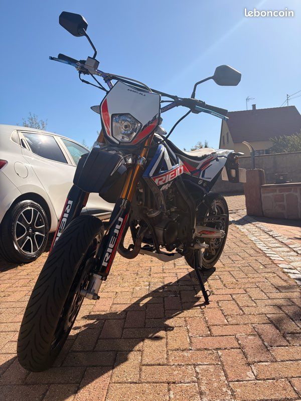 Moto rieju 50 mrt (image 1)