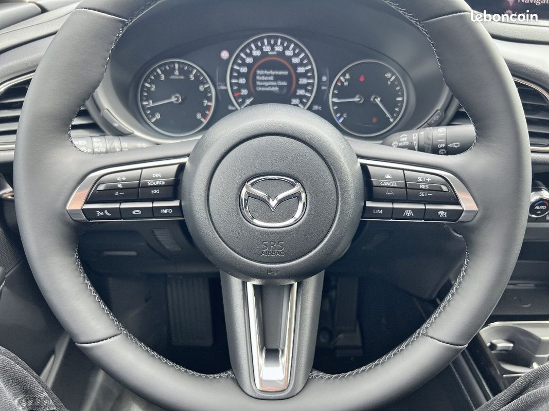 MAZDA CX-30 2.0L e-SKYACTIV X M Hybrid 186 ch 4x2 BVA6 Centre-Line (image 15)