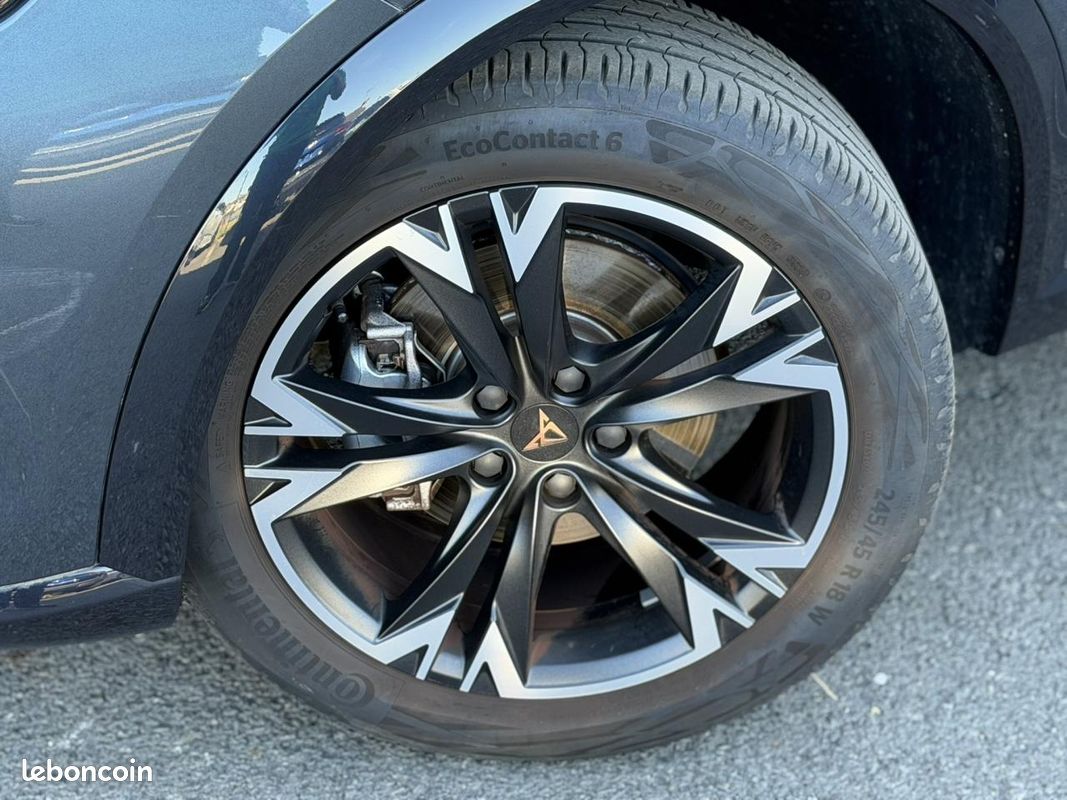 CUPRA FORMENTOR NV 1.5 e-TSI 150 DSG7 avec Hayon élec et Toit ouvrant (image 21)