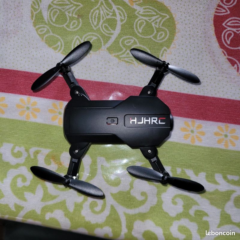 Drone Avec Caméra, Noir, Neuf, Prêt à Voler