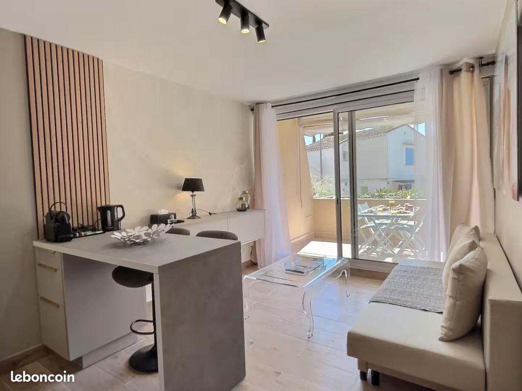 Appartement 2 pièces 26 m² · à Cavalaire-sur-Mer · 26 m² · 900 €/mois