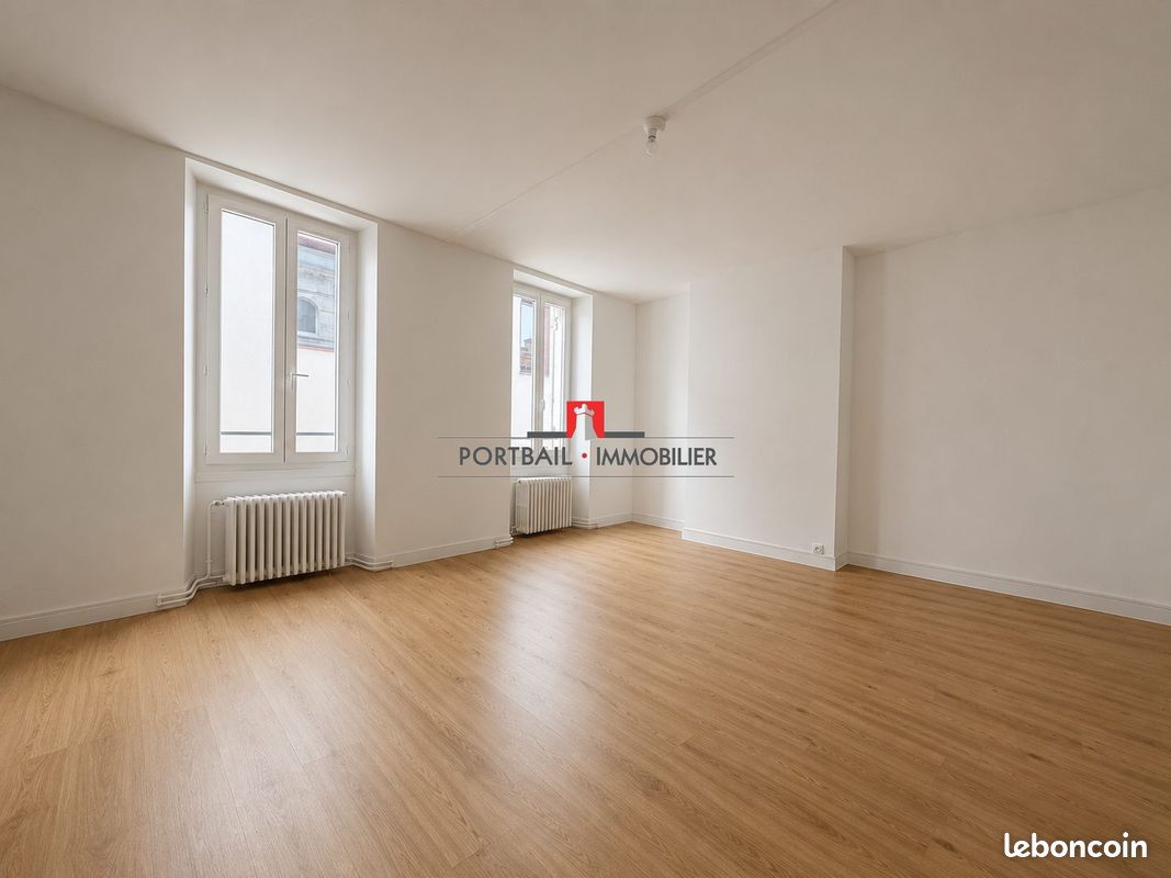 Appartement 3 pièces 98 m² · à Blaye · 98 m² · 744 €/mois