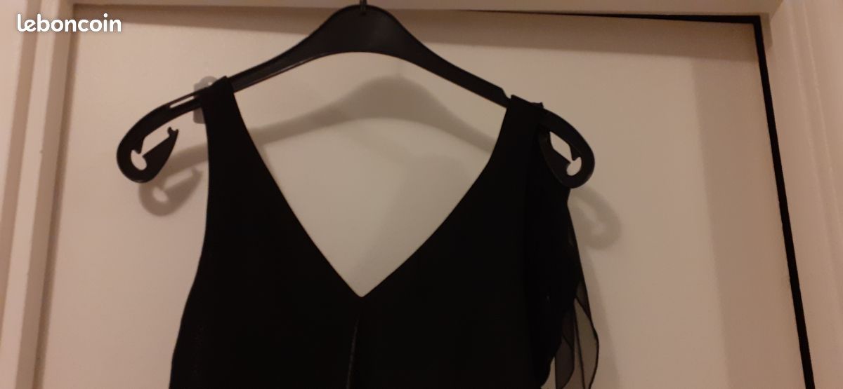 ROBE LONGUE dame CHIC et CLASS habillée noire effet satin taille 38 (image 3)