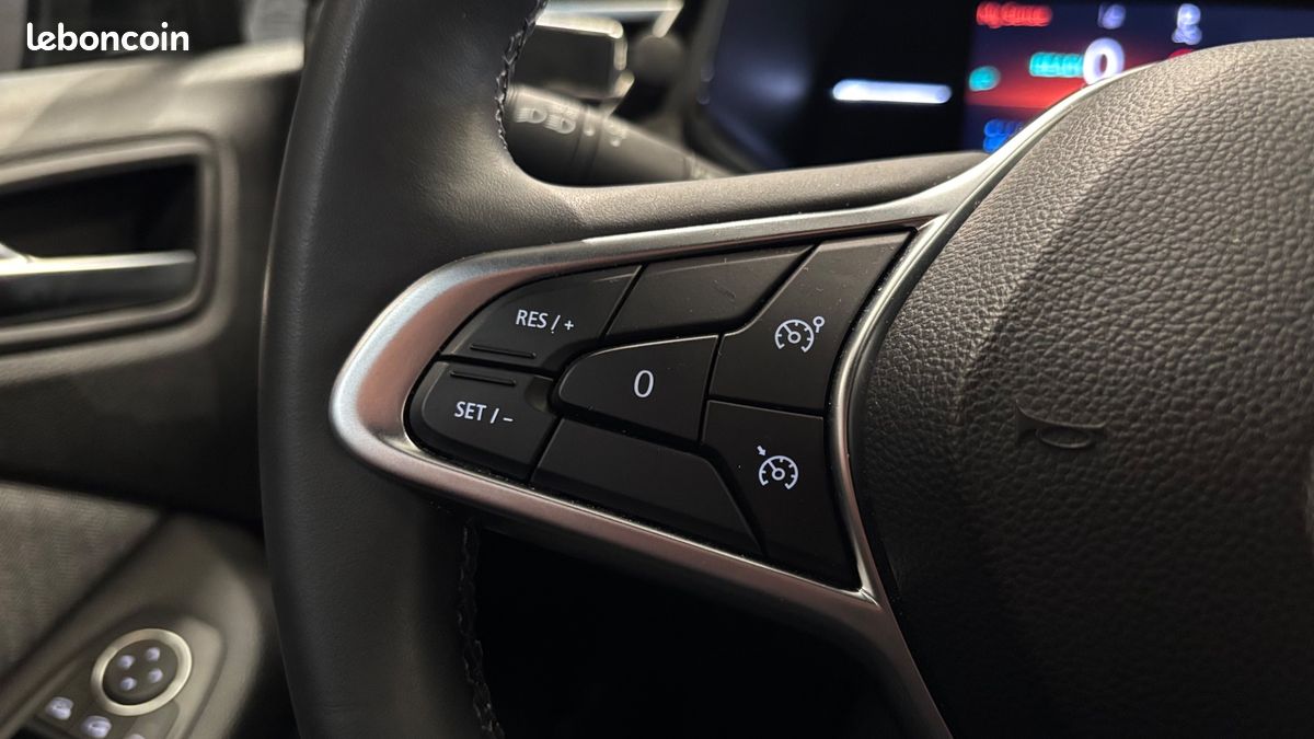 Renault clio 1.6 e-tech 145h 95 hybrid full-hybrid 1.2kwh techno bva (image 21)