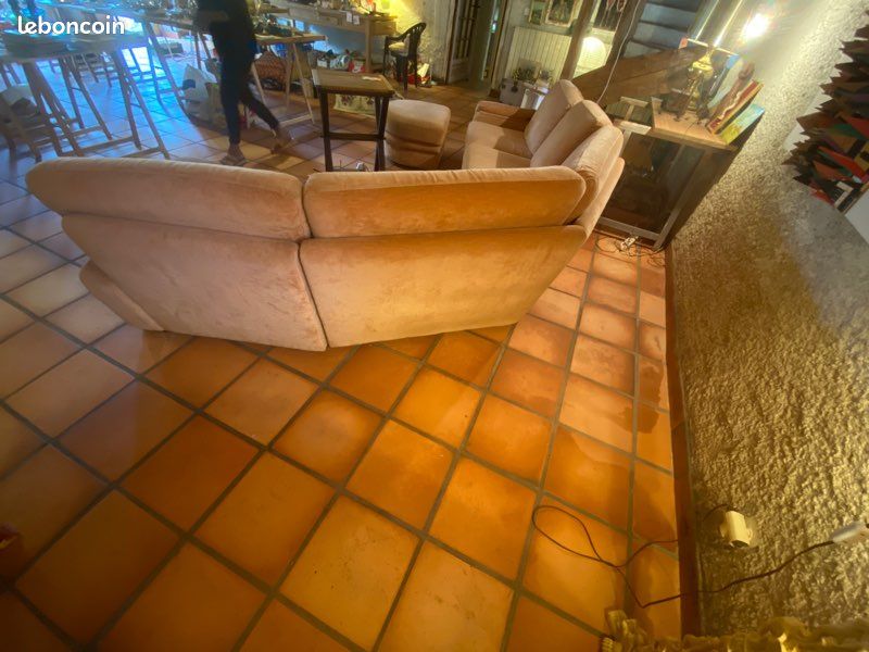 Canapé d’angle vintage en velours - avec pouf (image 5)