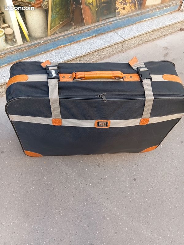 Valise 4 roues très legere (image 1)