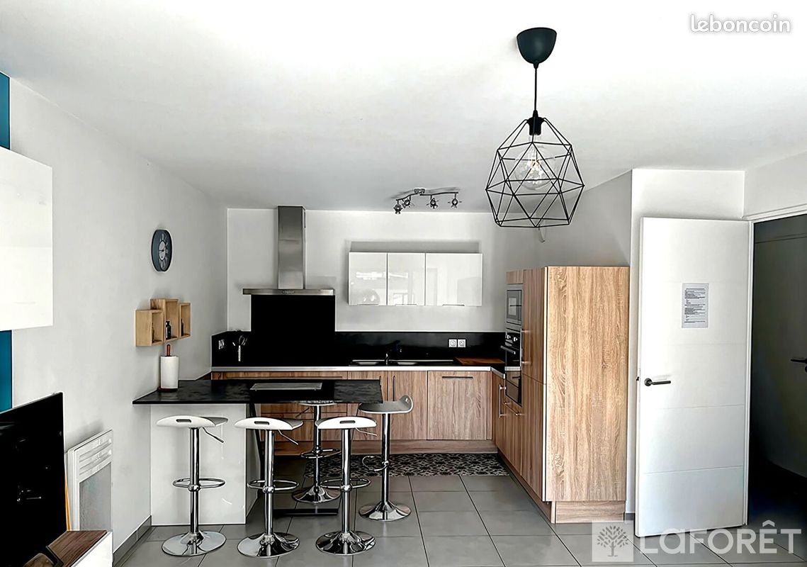Appartement 2 pièces 55 m² · à Saint-Raphaël · 55 m² · 950 €/mois