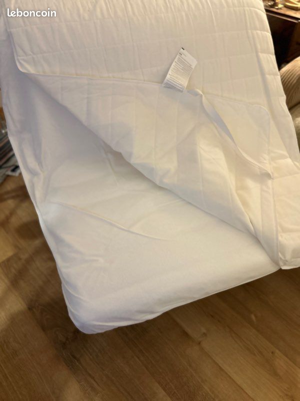 Structure chauffeuse convertible IKEA pour petit espace (image 5)