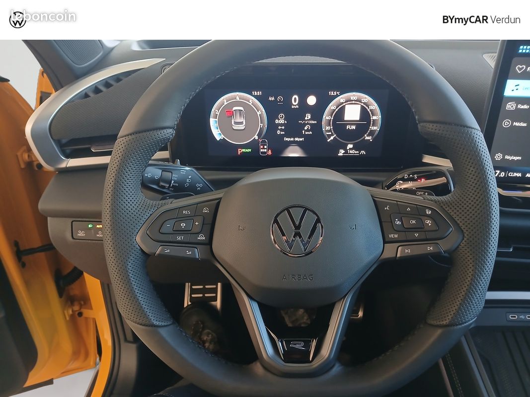 VOLKSWAGEN T-Roc 1.5 eTSI EVO2 Hybrid 150 ch DSG7 R-Line (image 8)