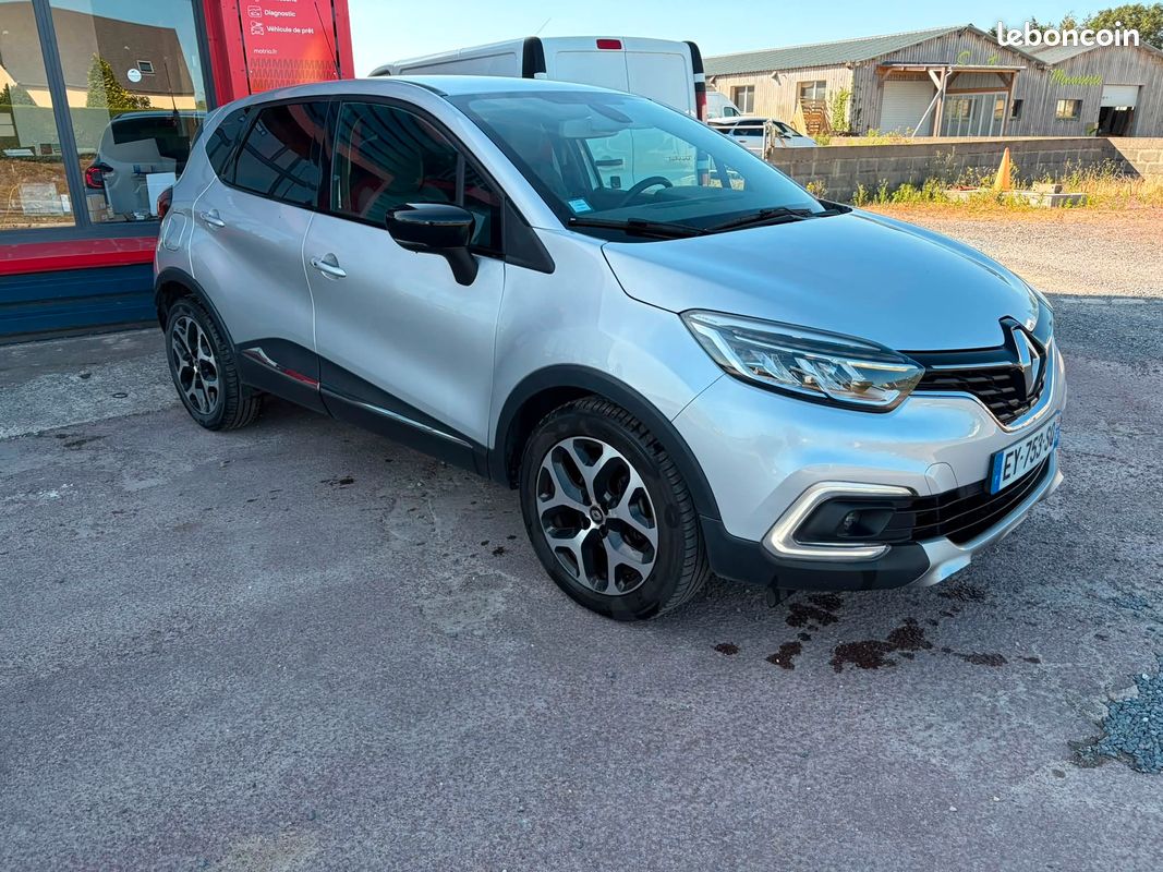 RENAULT Captur dCi 90 Intens (image 1)