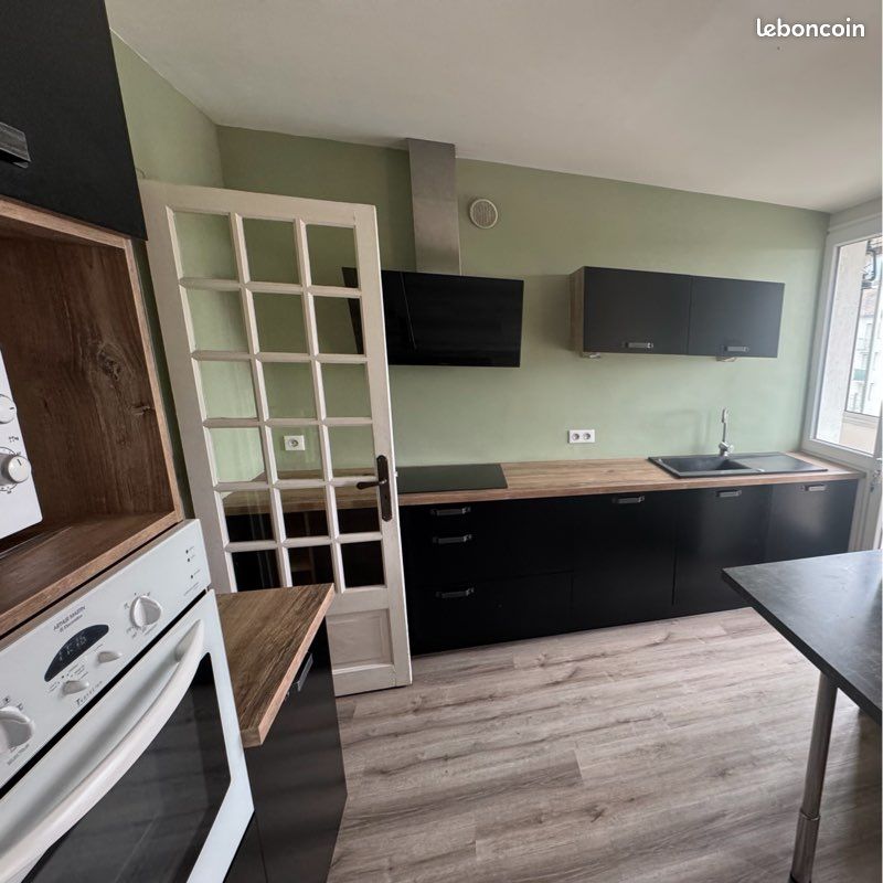 Appartement 3 pièces 84 m² · à Aurillac · 84 m² · 117 000 €