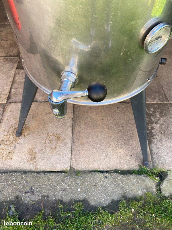 Stérilisateur en inox sur trépied (image 2)