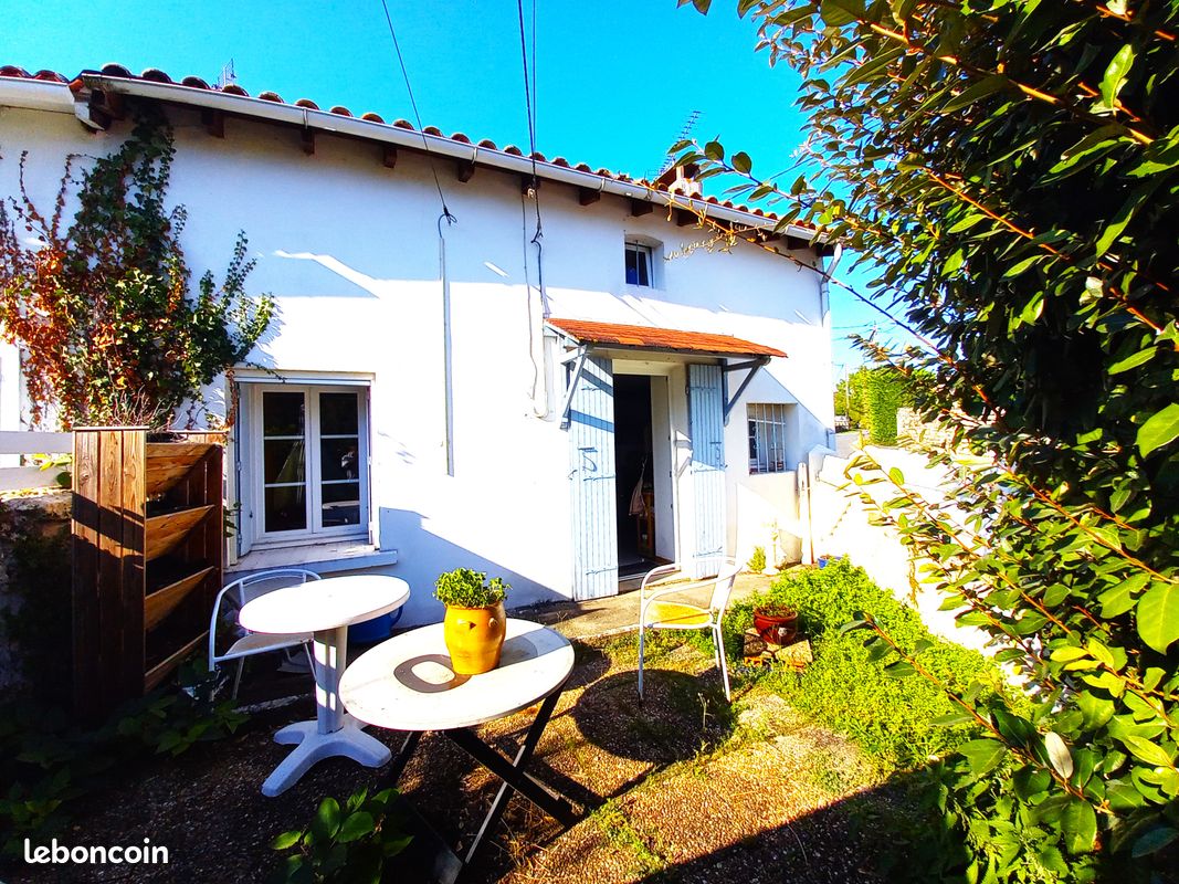 Maison 3 pièces 90 m² · à Montpellier-de-Médillan · 90 m² · 135 000 €