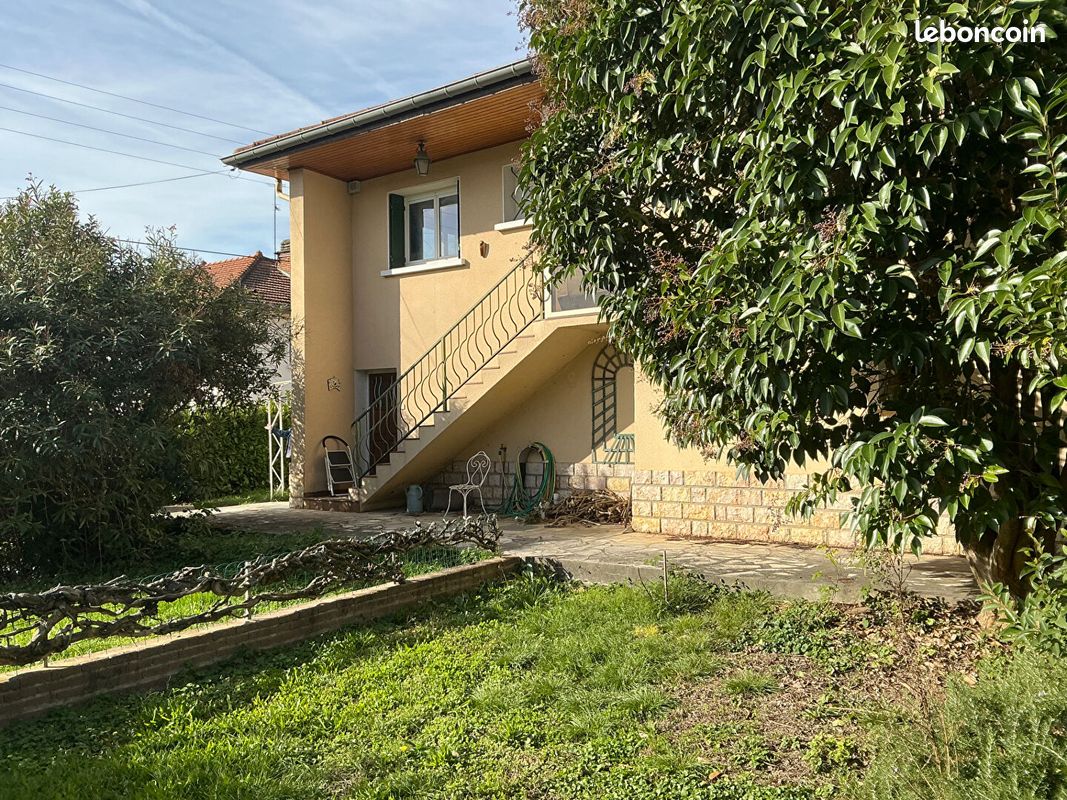 Maison 5 pièces 108 m² · à Oullins-Pierre-Bénite · 108 m² · 339 000 €